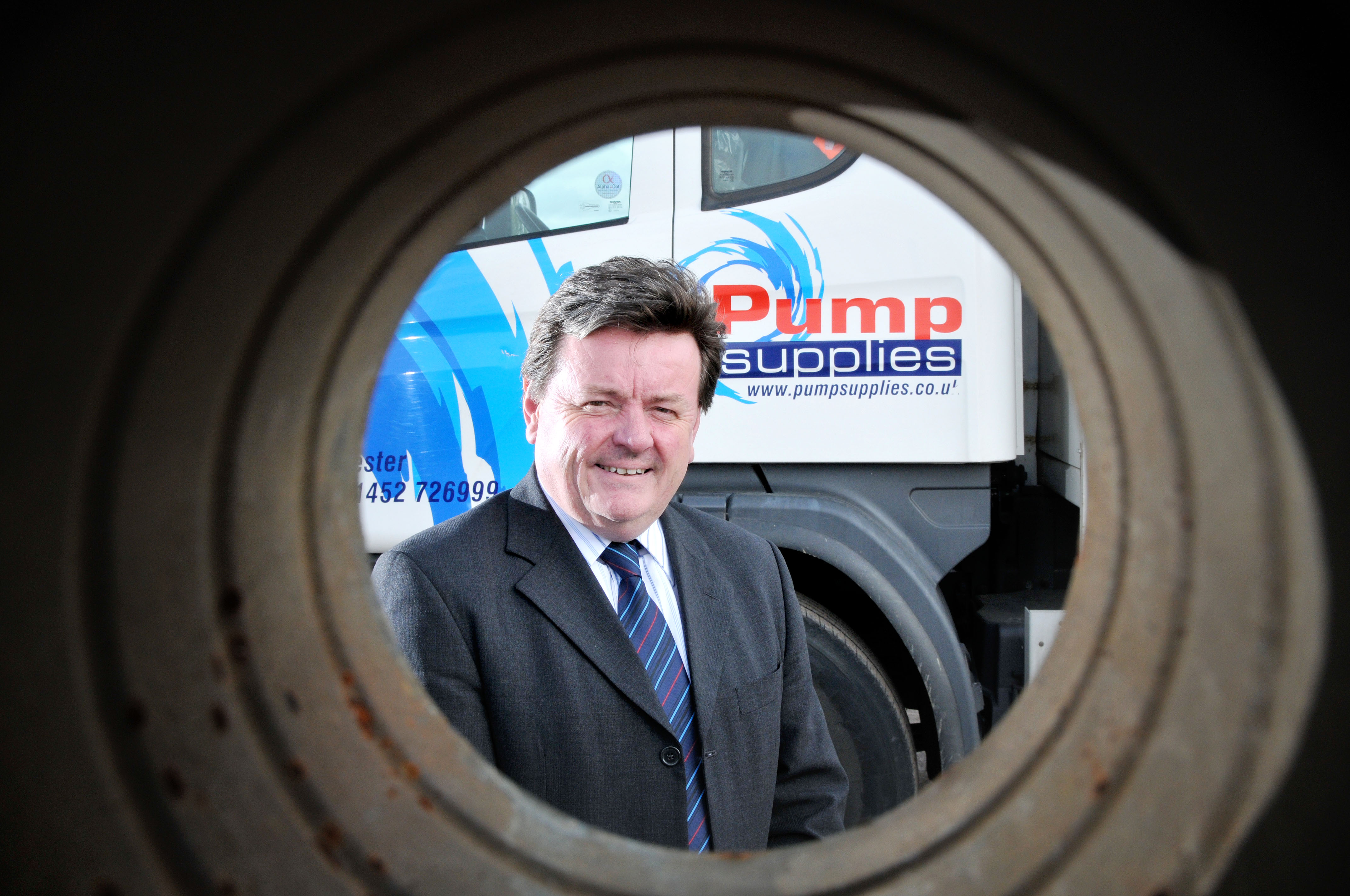 Lakers expands into uk with acquisition of Pump Supplies Ltd